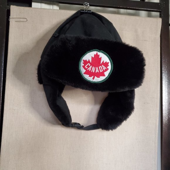Faux Fur Canada Trapper Hat - Picture 1 of 2